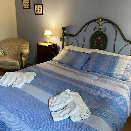 アパート Podere La Tona