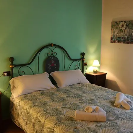 Podere La Tona ガヴォッラーノ