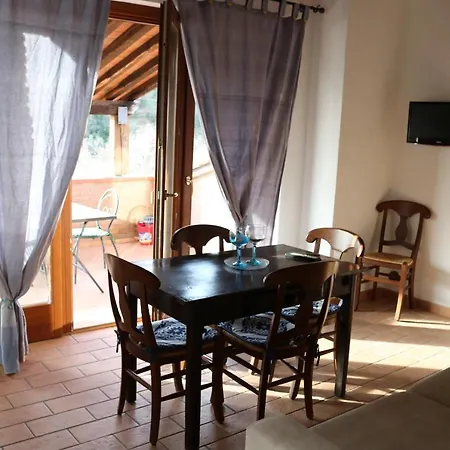 Podere La Tona アパート